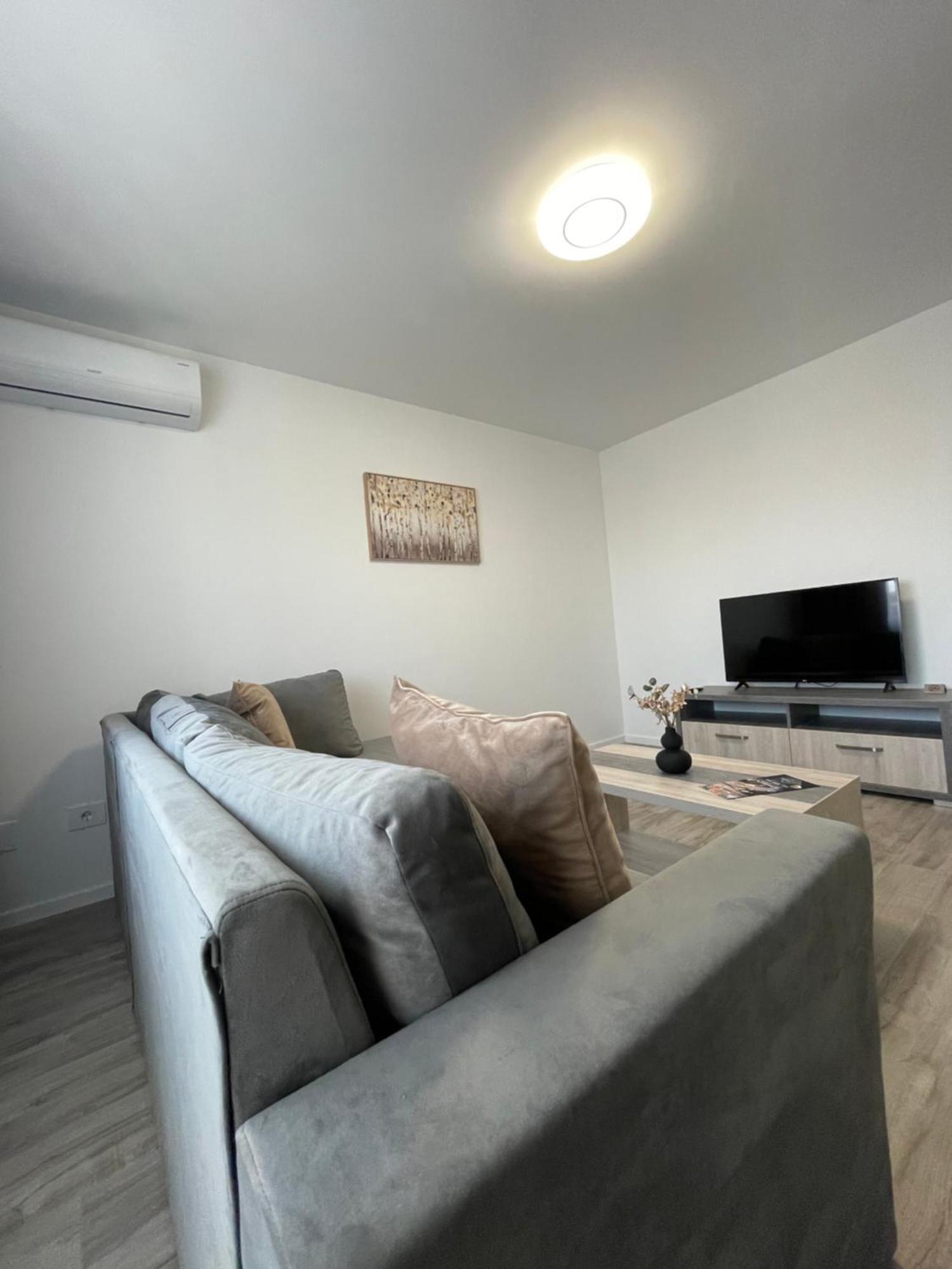 טימישוארה Comfort & Luxury Apartaments Pnmresidence מראה חיצוני תמונה
