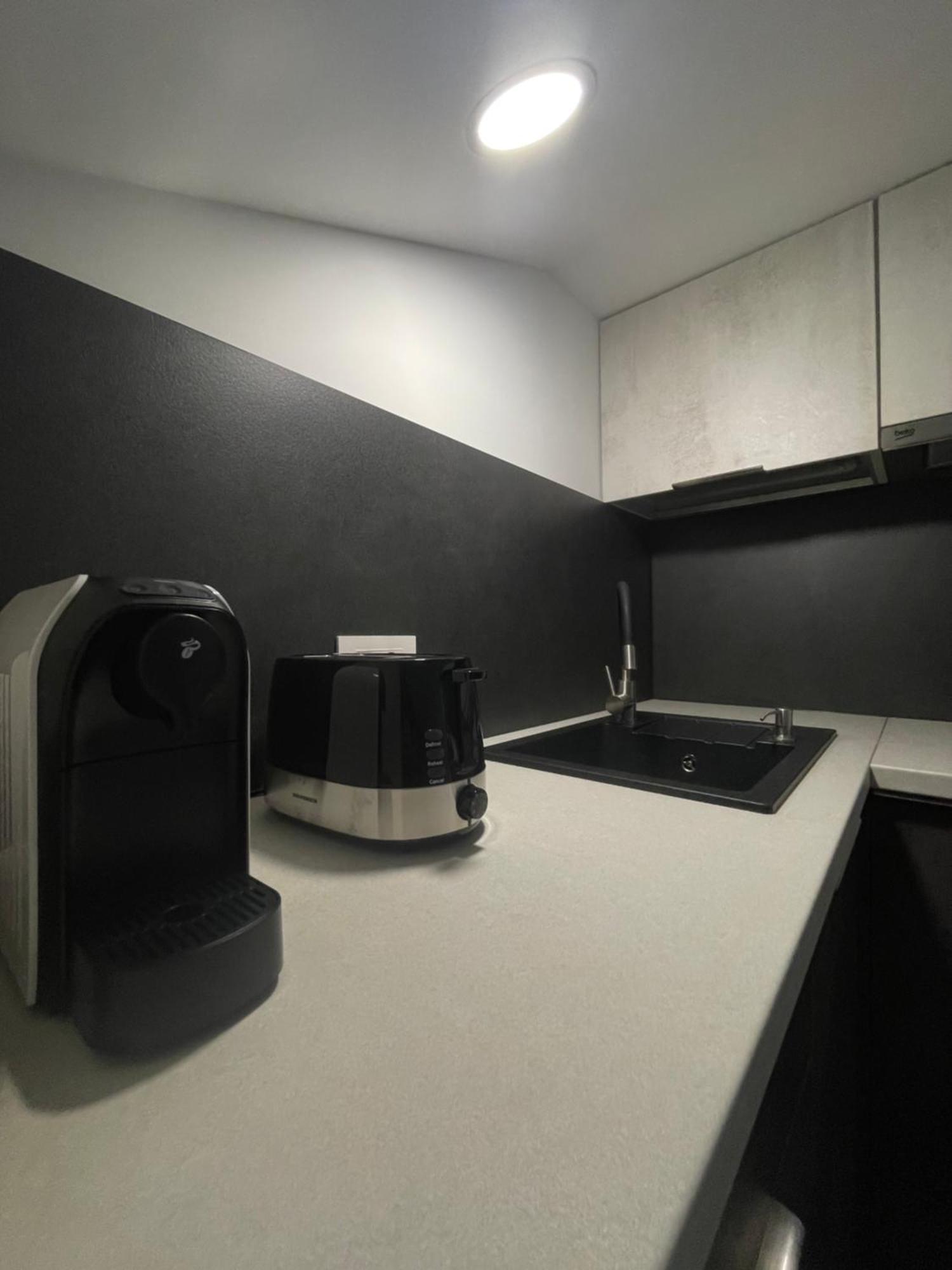 טימישוארה Comfort & Luxury Apartaments Pnmresidence מראה חיצוני תמונה